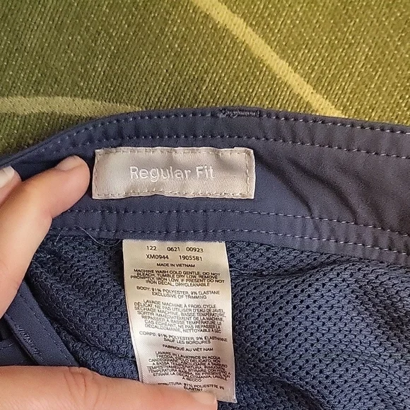 Columbia Men's Blue Shorts - Picture 8 of 8